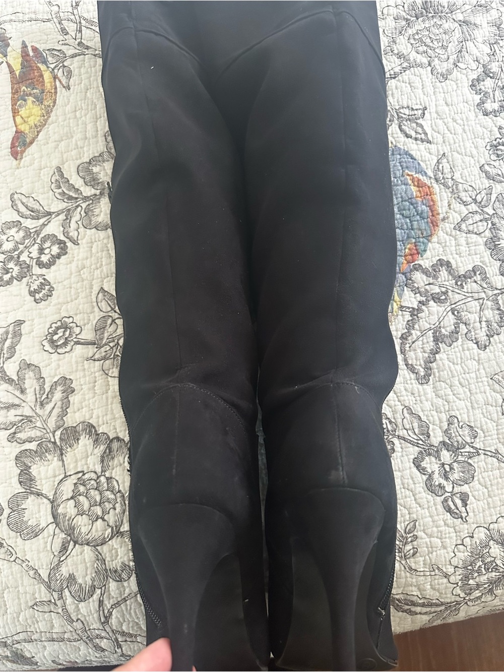 Women's Black Suede Over-the-Knee Heeled Boots - Picture 4 of 8